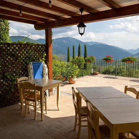 Roccagelli Agroturismo *