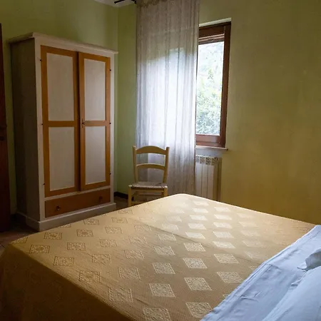 Roccagelli * Vallo di Nera