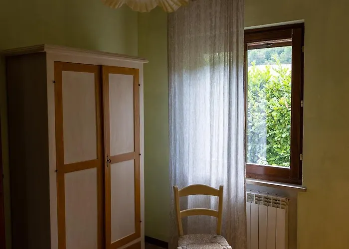 Roccagelli ファームステイ Vallo di Nera